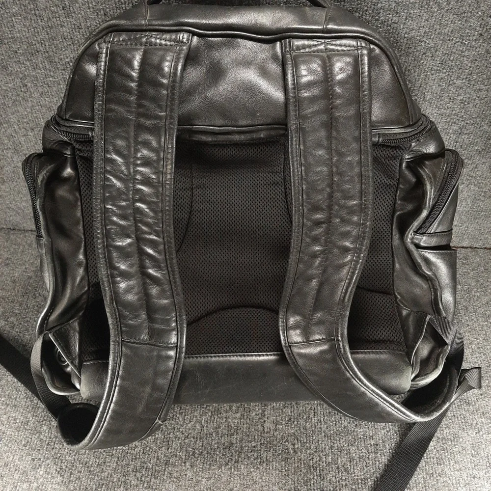 Tumi Backpack 96186D4 17x15x9 Black Leather Mens Business Travel Bag
